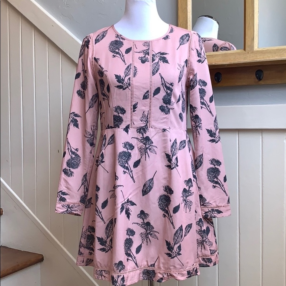 Anthropologie Bellfield Floral Dress in Mauve